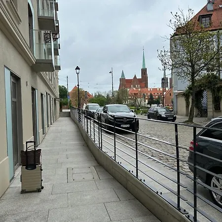 Cozy - Staromlynska Ii Mlyn Maria * Vratislav